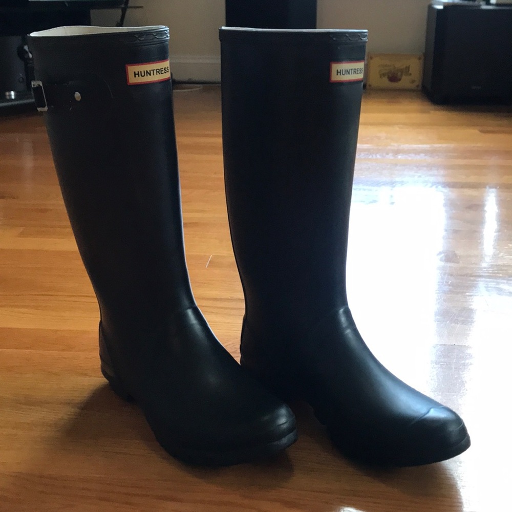 Hunter Huntress Wide Calf Rain Boot